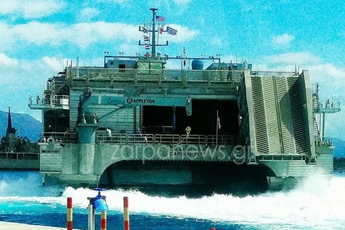 Χανιά: Το «τέρας» των ΗΠΑ που κλέβει την παράσταση (εικόνες)